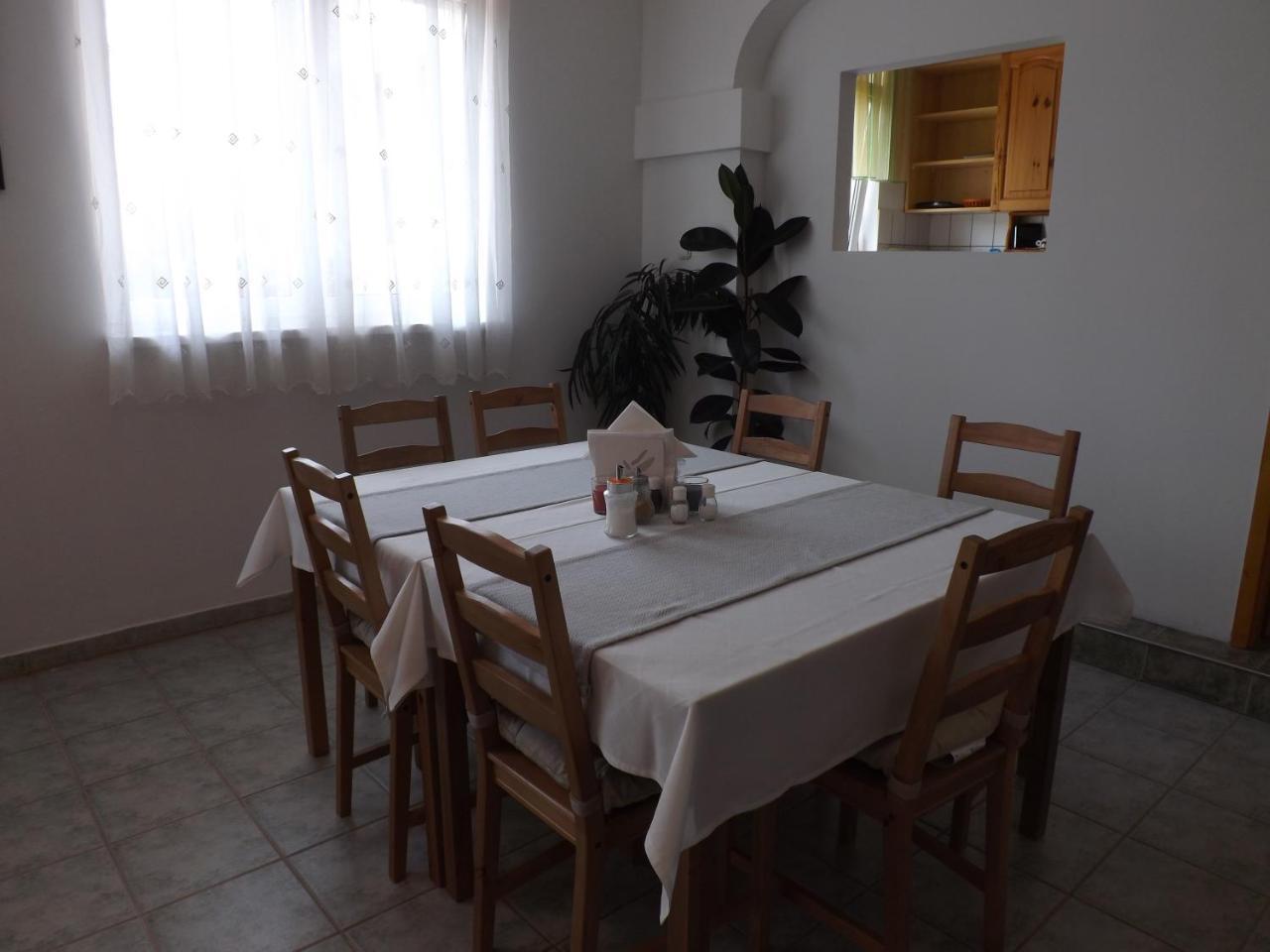 Arielle Panzio Otel Zalaegerszeg Dış mekan fotoğraf