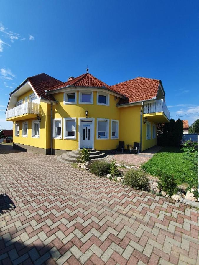 Arielle Panzio Otel Zalaegerszeg Dış mekan fotoğraf